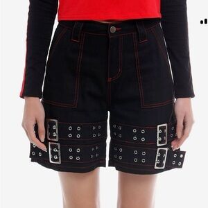 Hot Topic Red Contrast Stitch Grommet Belt Carpenter Shorts size 11